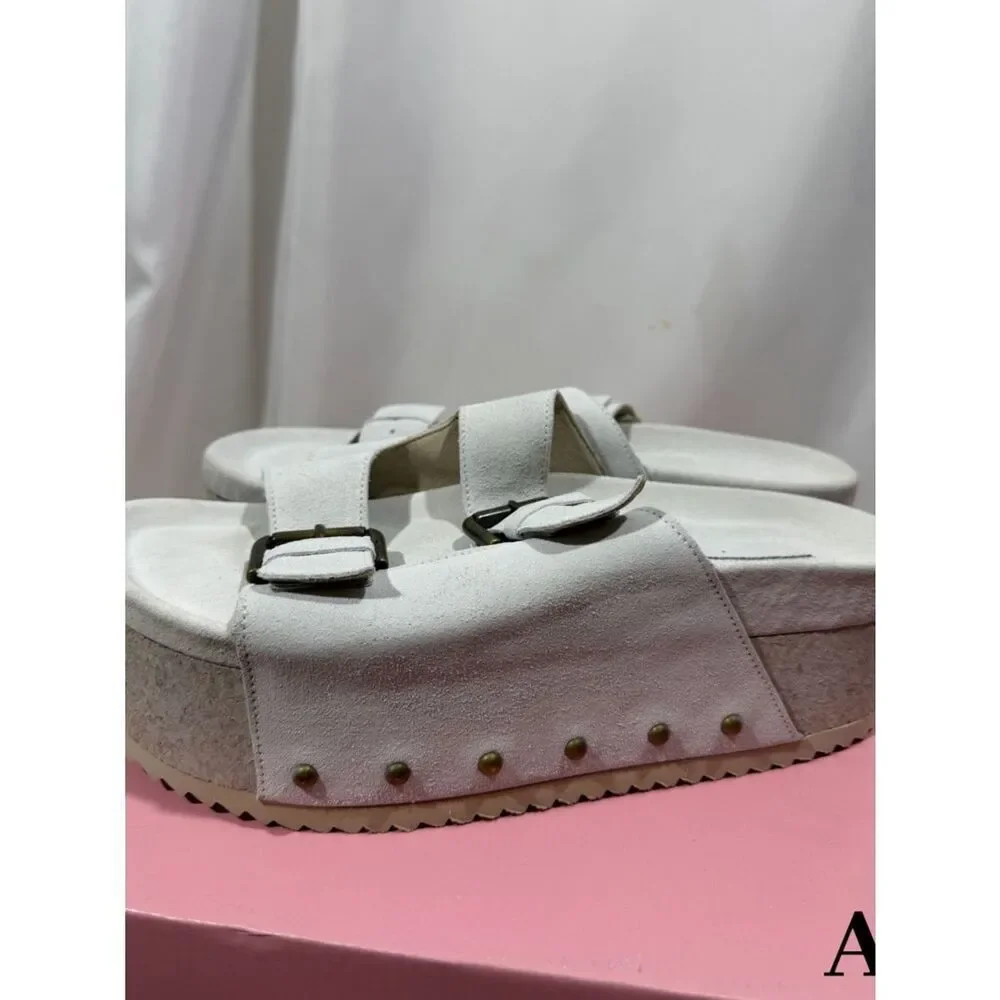 INTENTIONALLY BLANK White Studded Platform Slide Sandals